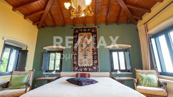 Image No.44-4 Bed Maisonette for sale