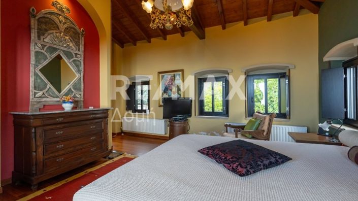 Image No.45-4 Bed Maisonette for sale