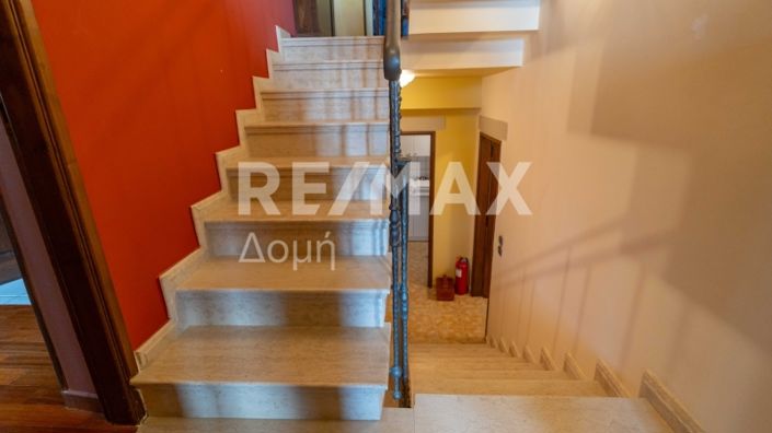 Image No.59-4 Bed Maisonette for sale