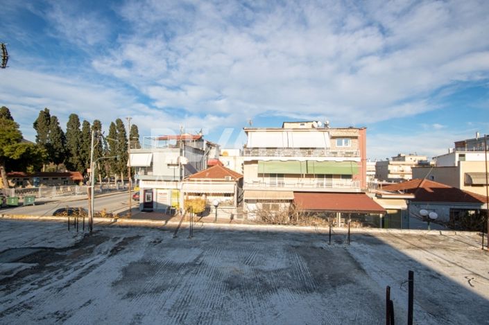 Image No.21-3 Bed House for sale