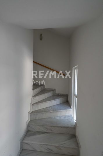 Image No.10-3 Bed Apartment for sale