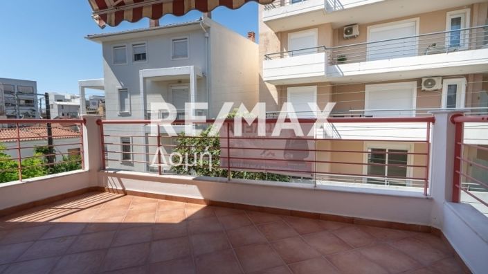 Image No.12-3 Bed Maisonette for sale