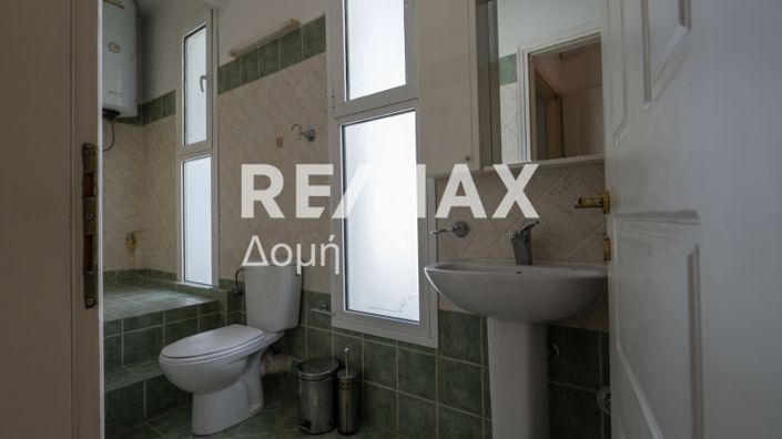 Image No.14-3 Bed Maisonette for sale