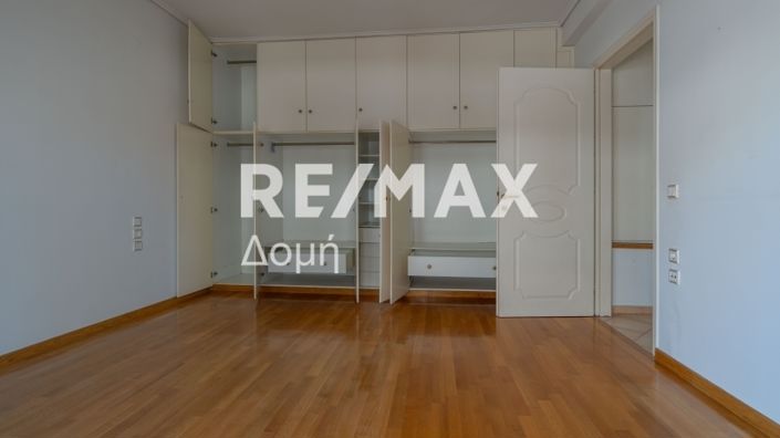Image No.19-3 Bed Maisonette for sale