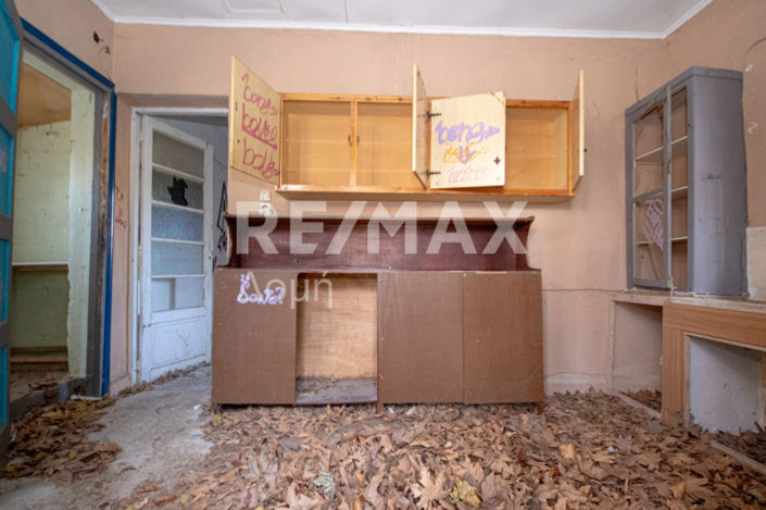 Image No.6-House for sale