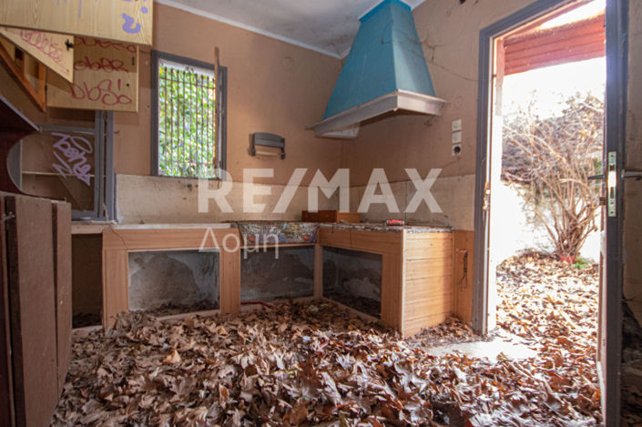 Image No.8-House for sale
