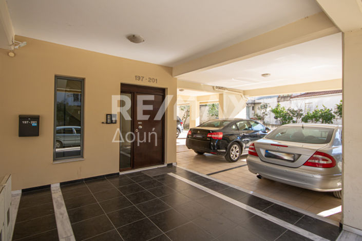 Image No.2-Appartement de 1 chambre à vendre à Magnésie