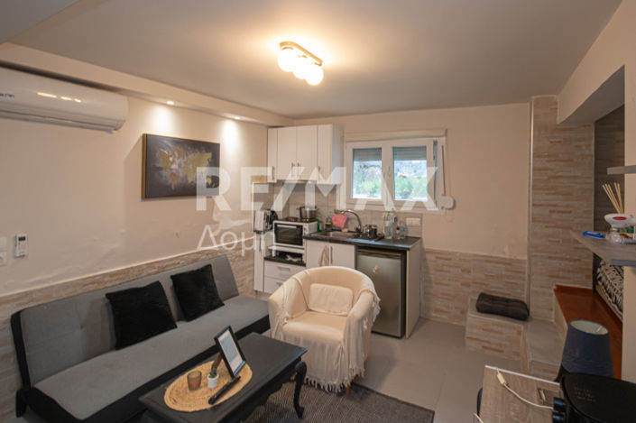 Image No.2-Studio for sale