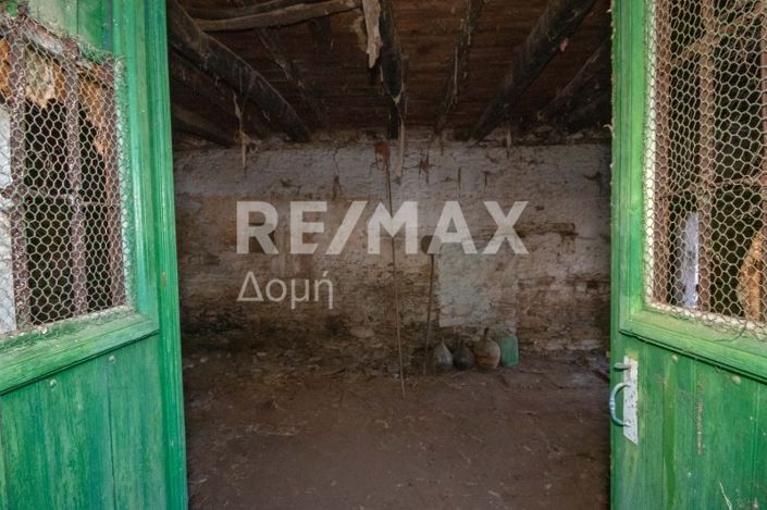 Image No.5-2 Bed House for sale