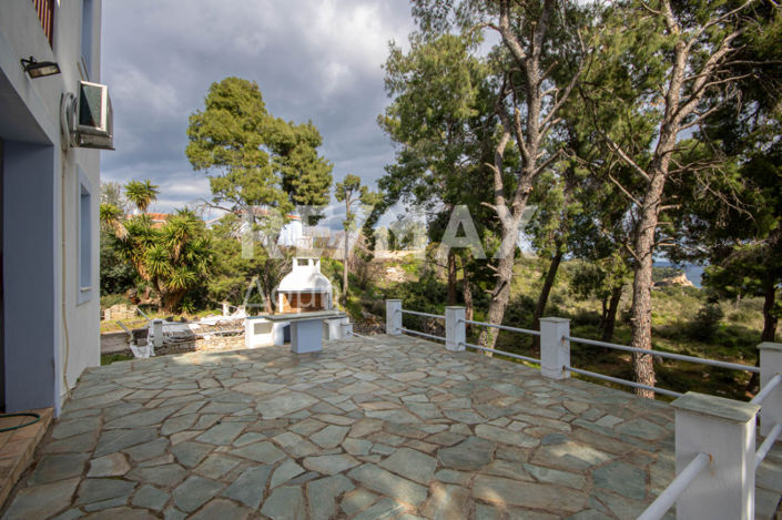 Image No.27-3 Bed Property for sale