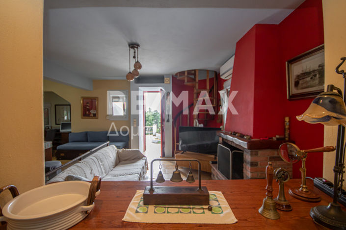 Image No.45-3 Bed Property for sale