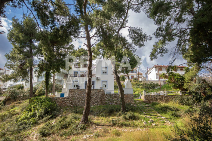 Image No.2-3 Bed Property for sale