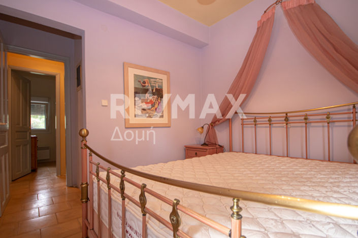 Image No.41-3 Bed Property for sale