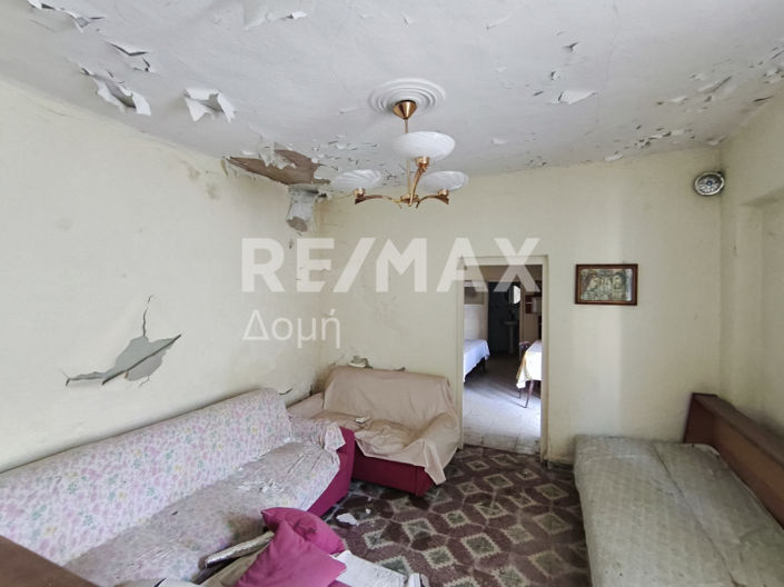 Image No.13-2 Bed House for sale