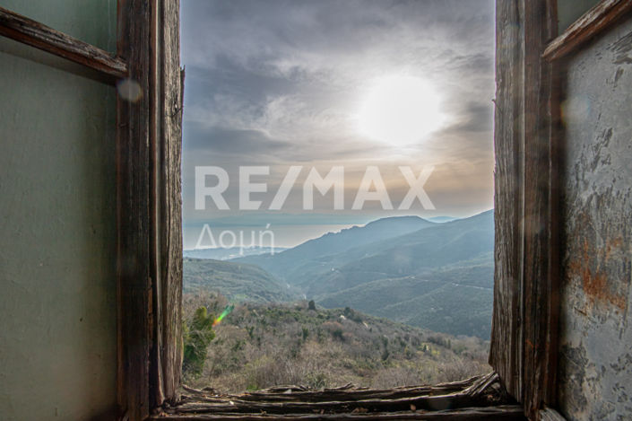 Image No.10-4 Bed House for sale