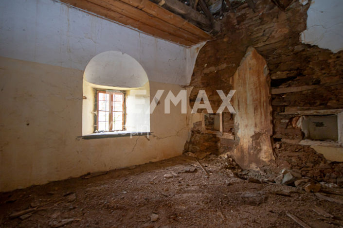 Image No.20-4 Bed House for sale