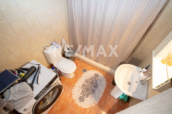 Image No.11-2 Bed House for sale