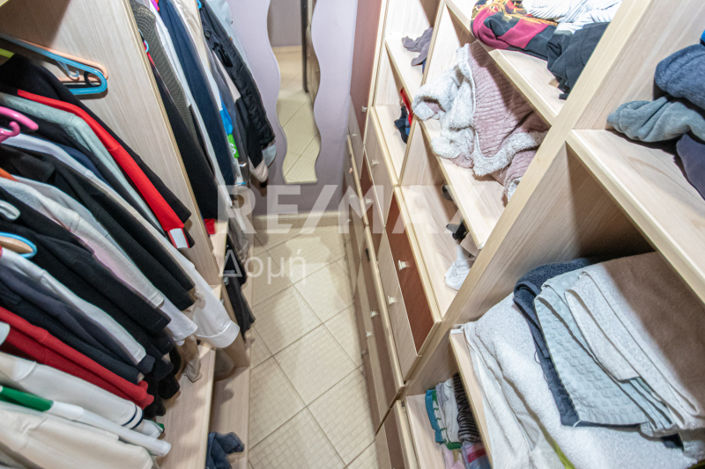 Image No.19-3 Bed House for sale