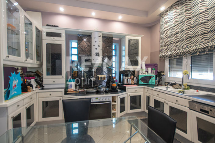 Image No.27-3 Bed House for sale