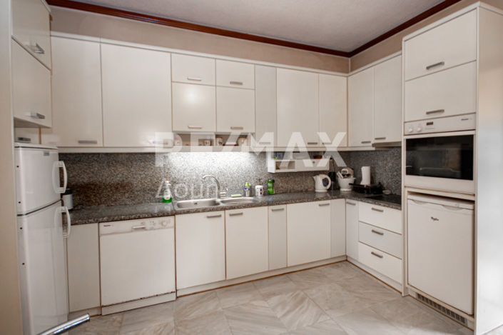 Image No.11-Maisonette de 4 chambres à vendre à Magnésie