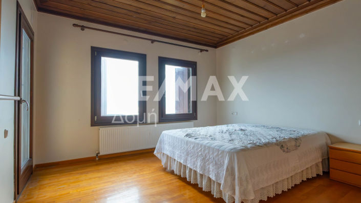 Image No.14-4 Bed Property for sale