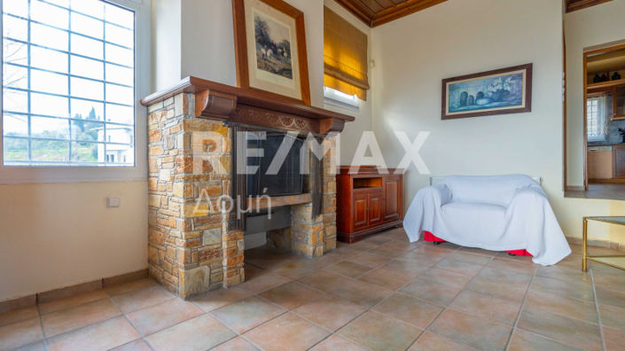 Image No.50-4 Bed Property for sale