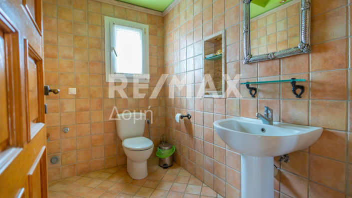 Image No.53-4 Bed Property for sale