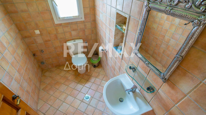 Image No.56-4 Bed Property for sale