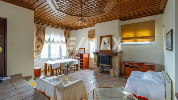 Image No.6-4 Bed Property for sale