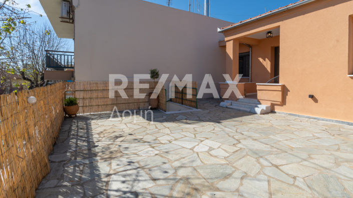 Image No.10-2 Bed House for sale