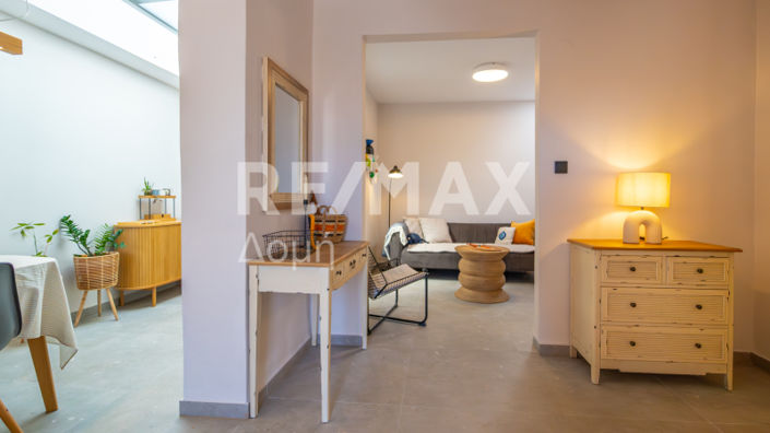 Image No.17-2 Bed House for sale