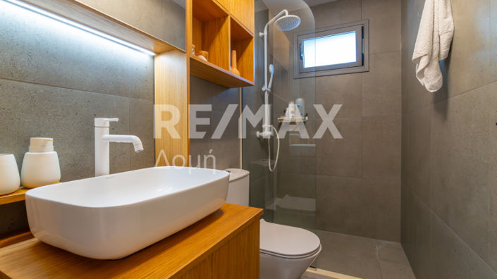 Image No.56-2 Bed House for sale