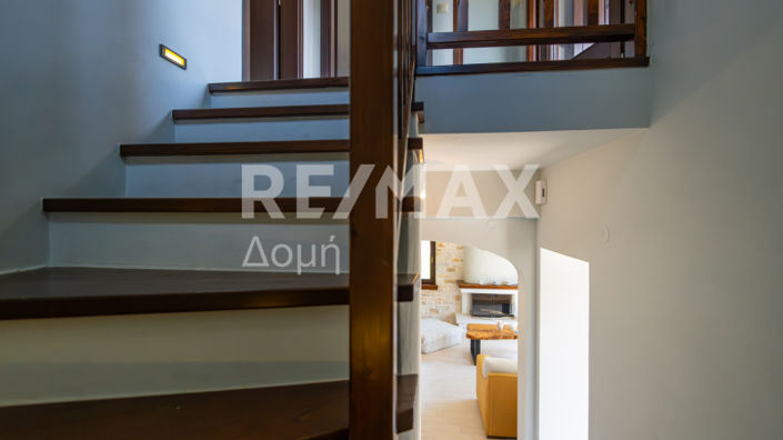 Image No.21-4 Bed Property for sale