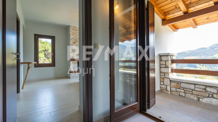 Image No.23-4 Bed Property for sale