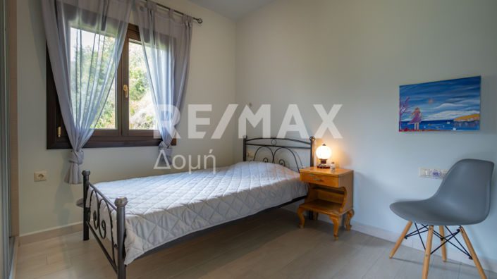 Image No.35-4 Bed Property for sale