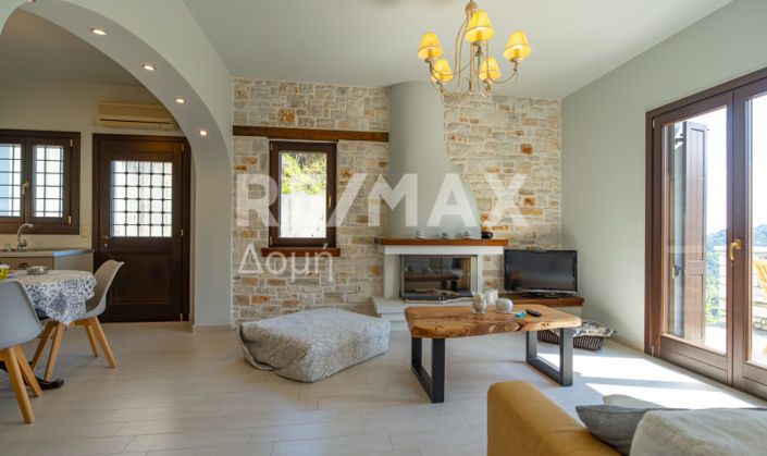 Image No.8-Propriété de 4 chambres à vendre à Magnésie