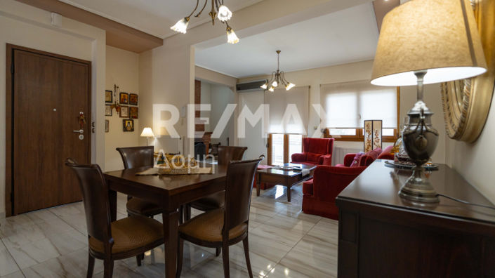 Image No.10-5 Bed Property for sale