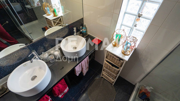 Image No.15-5 Bed Property for sale