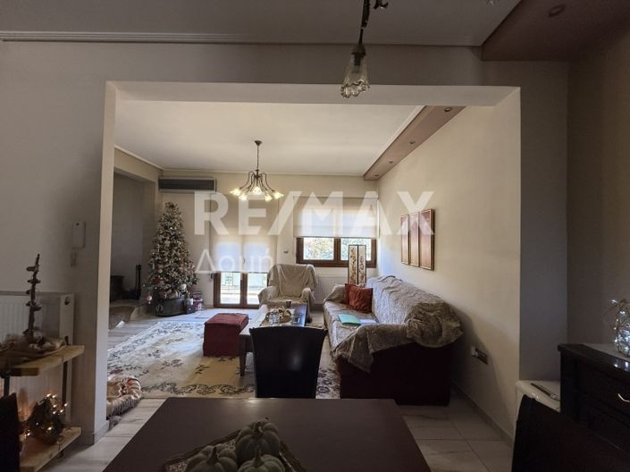 Image No.3-5 Bed Property for sale