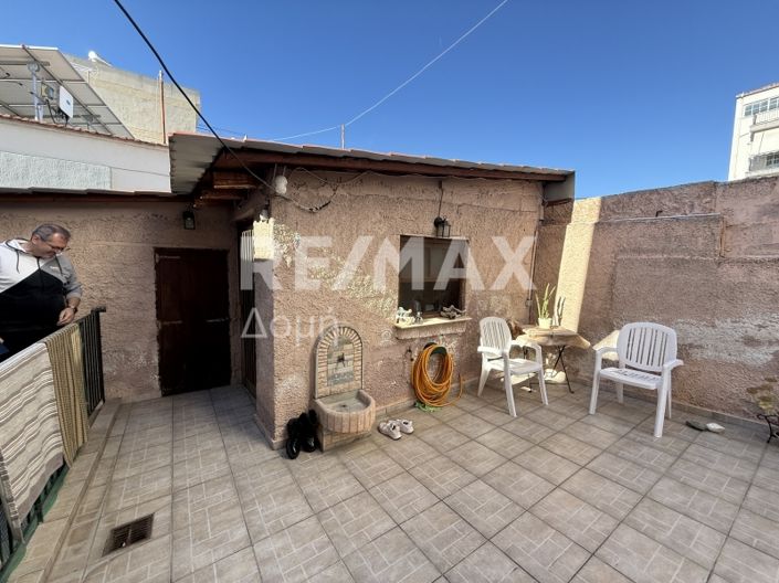 Image No.31-5 Bed Property for sale