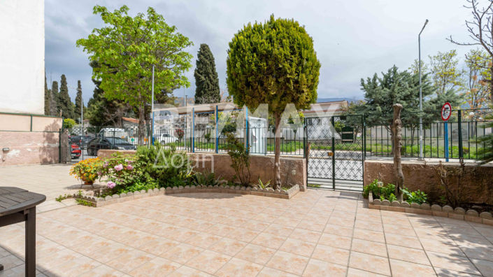 Image No.31-5 Bed Property for sale