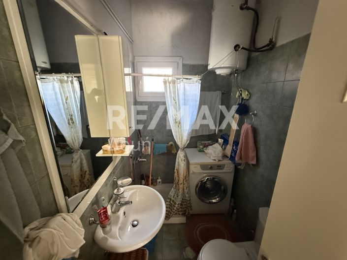 Image No.37-5 Bed Property for sale