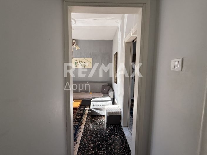 Image No.40-5 Bed Property for sale