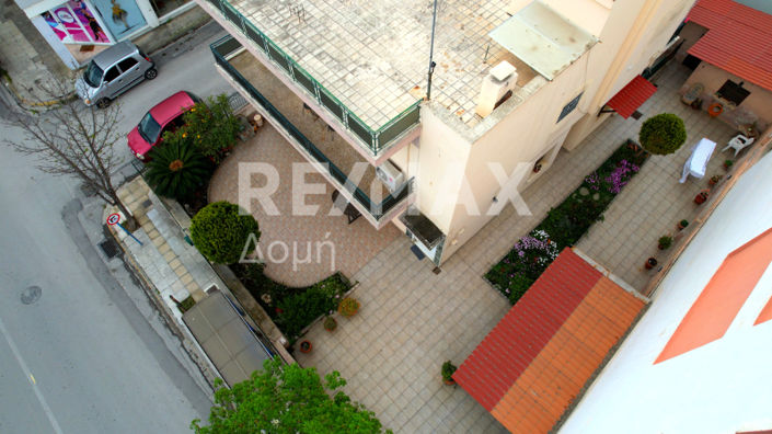 Image No.40-5 Bed Property for sale