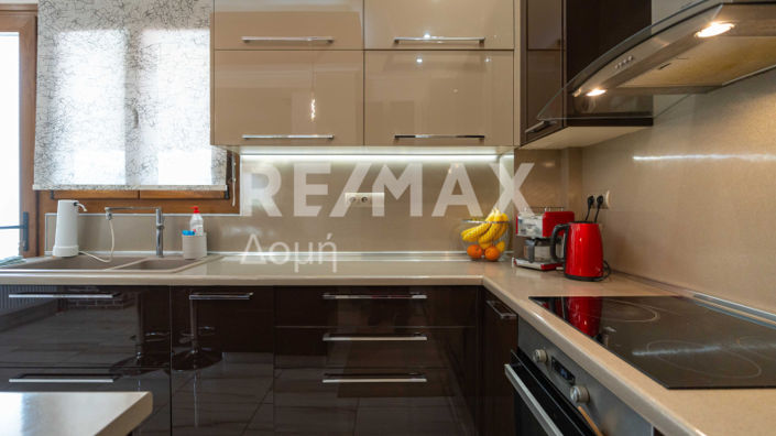 Image No.45-5 Bed Property for sale