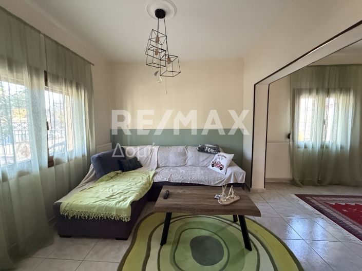 Image No.48-5 Bed Property for sale