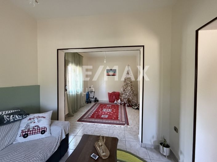 Image No.49-5 Bed Property for sale