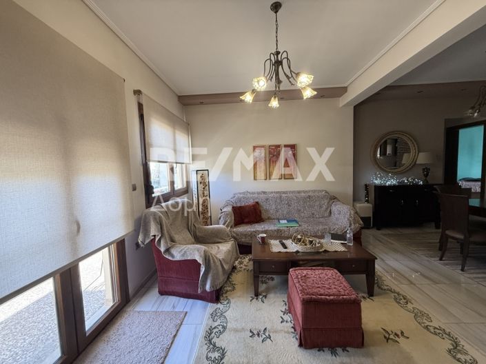 Image No.5-5 Bed Property for sale