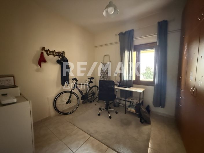 Image No.51-5 Bed Property for sale