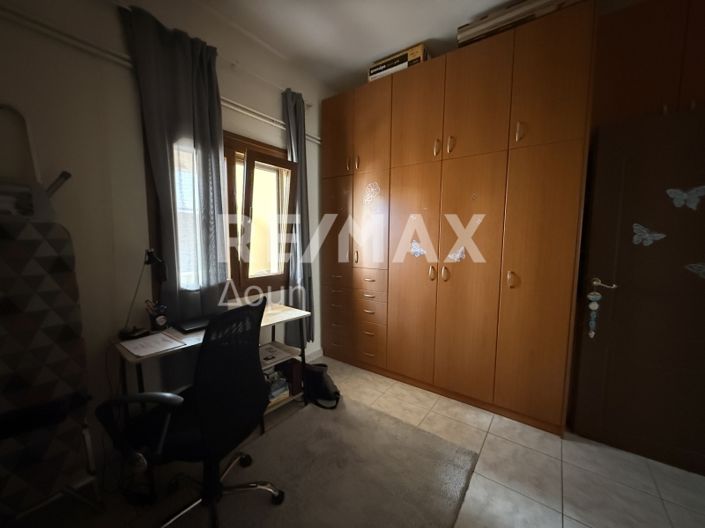 Image No.52-5 Bed Property for sale